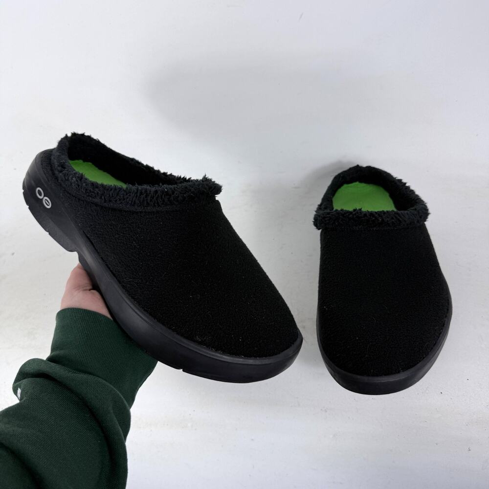 OOFOS OOcoozie Mule Men's 11 Black Vegan Sherpa Slip-On Casual Recovery Slippers